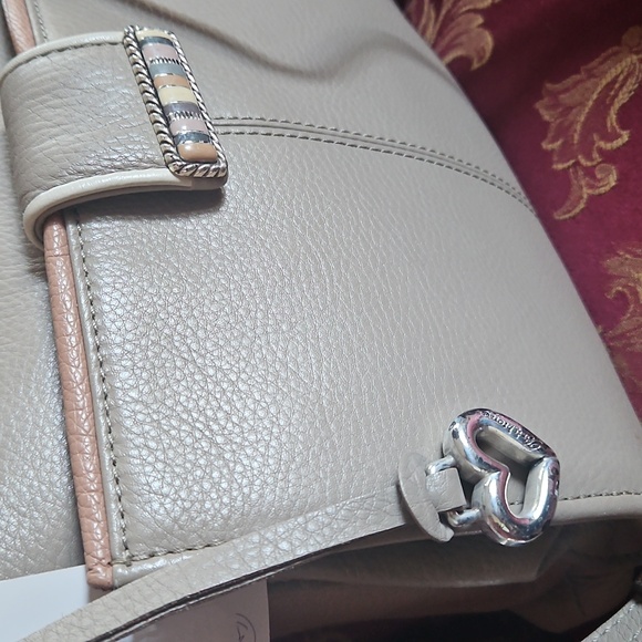 Brighton Cabana Bag - Picture 2 of 13